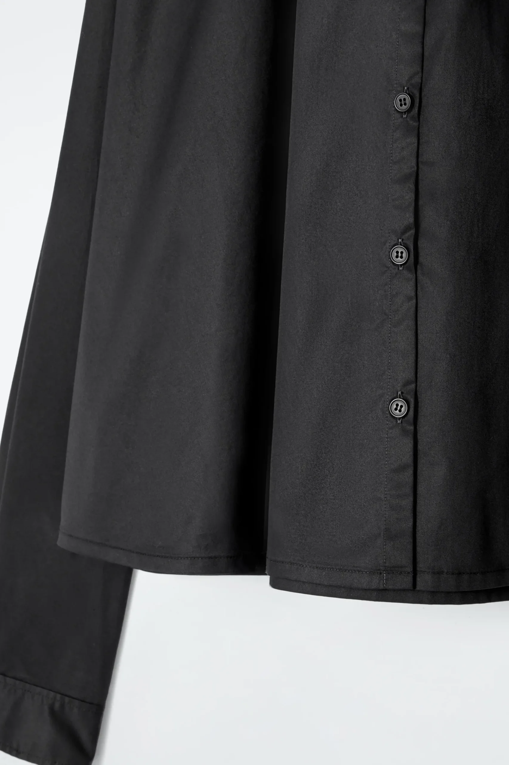 Outlet COS ROZSZERZANA BAWEŁNIANA KOSZULA – RELAXED FIT