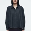 Discount COS ROZSZERZANA KOSZULA DŻINSOWA – REGULAR FIT