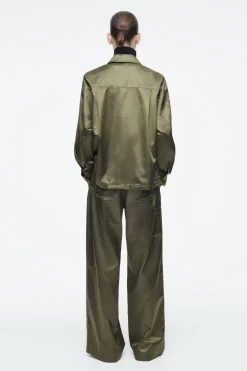 Clearance COS SATYNOWE SPODNIE Z ZASZEWKAMI W STYLU UTILITY
