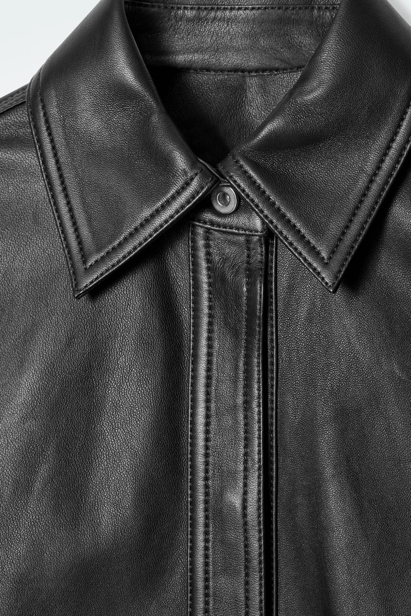 Best COS SKÓRZANA KOSZULA Z PRZESZYCIAMI – RELAXED FIT