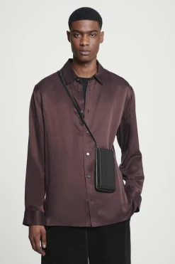 Best COS SKÓRZANA SASZETKA NA TELEFON TYPU CROSSBODY Czarny