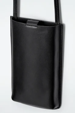 Best COS SKÓRZANA SASZETKA NA TELEFON TYPU CROSSBODY Czarny