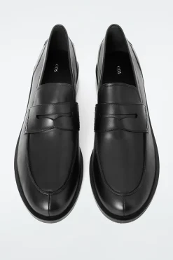 Fashion COS SKÓRZANE MOKASYNY PENNY Z ZASZEWKAMI Czarny
