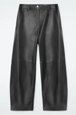Online COS SKÓRZANE SPODNIE TYPU BARREL W STYLU UTILITY