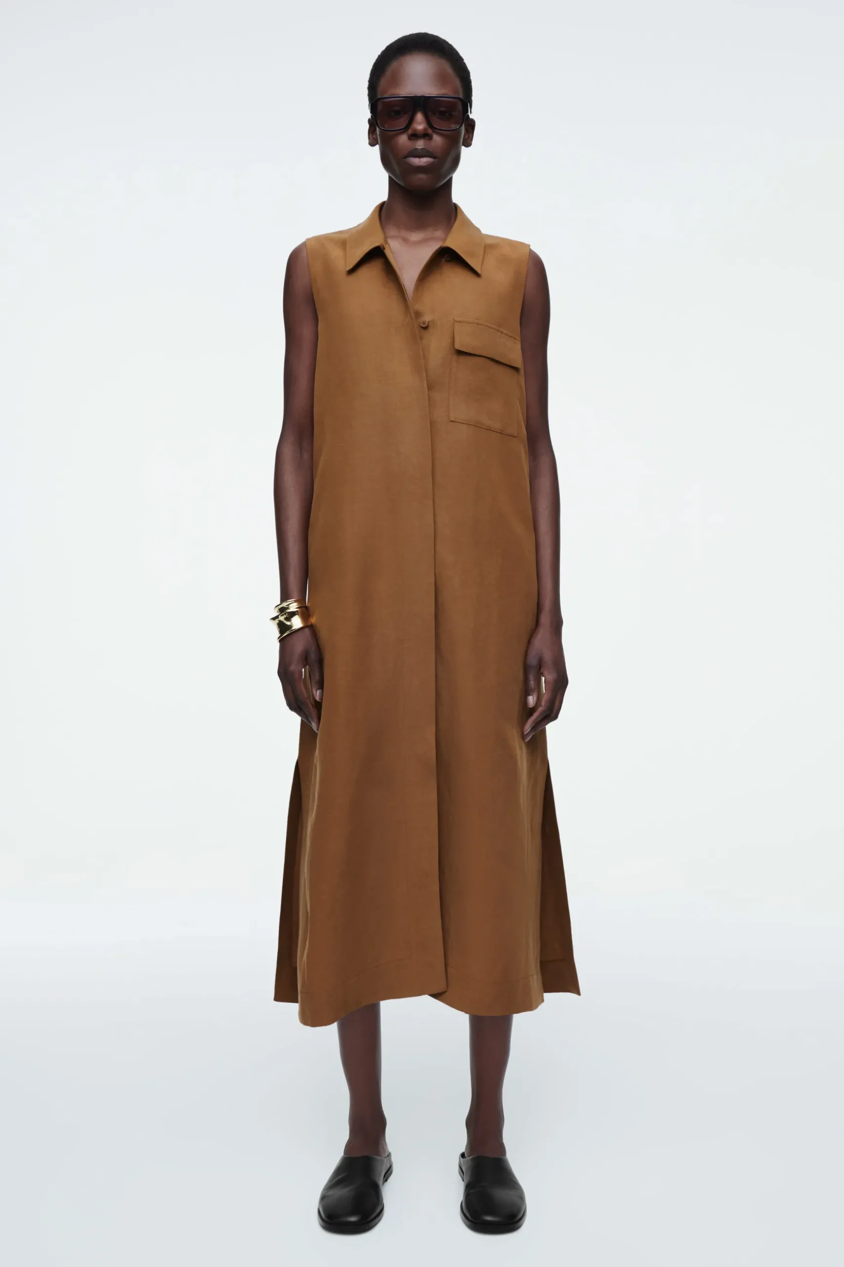 Online COS SLEEVELESS UTILITY MIDI SHIRT DRESS