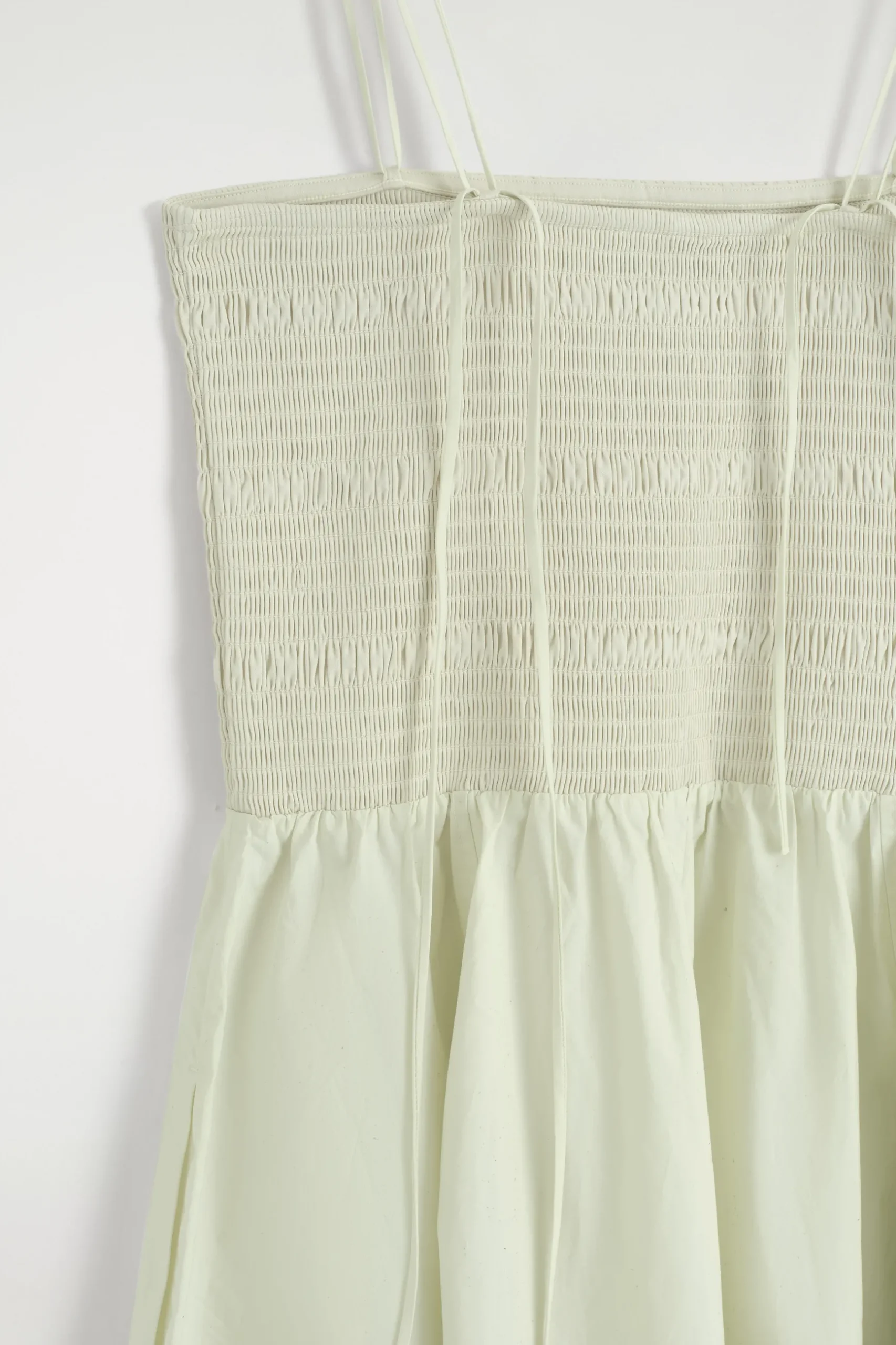 Discount COS SMOCKED MIDI DRESS