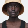 Outlet COS SŁOMKOWY KAPELUSZ TYPU BUCKET Beżowy