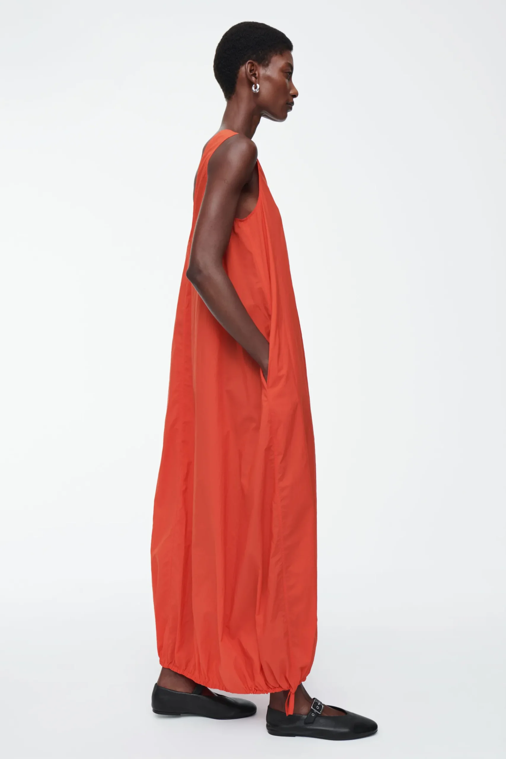 New COS SPADOCHRONOWA SUKIENKA MAXI OVERSIZE
