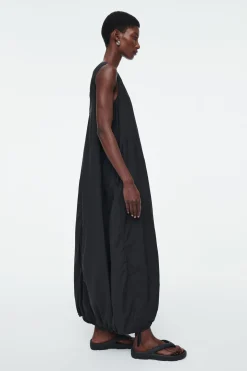 Outlet COS SPADOCHRONOWA SUKIENKA MAXI OVERSIZE