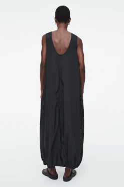 Outlet COS SPADOCHRONOWA SUKIENKA MAXI OVERSIZE