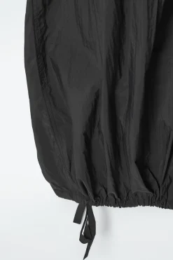 Outlet COS SPADOCHRONOWA SUKIENKA MAXI OVERSIZE