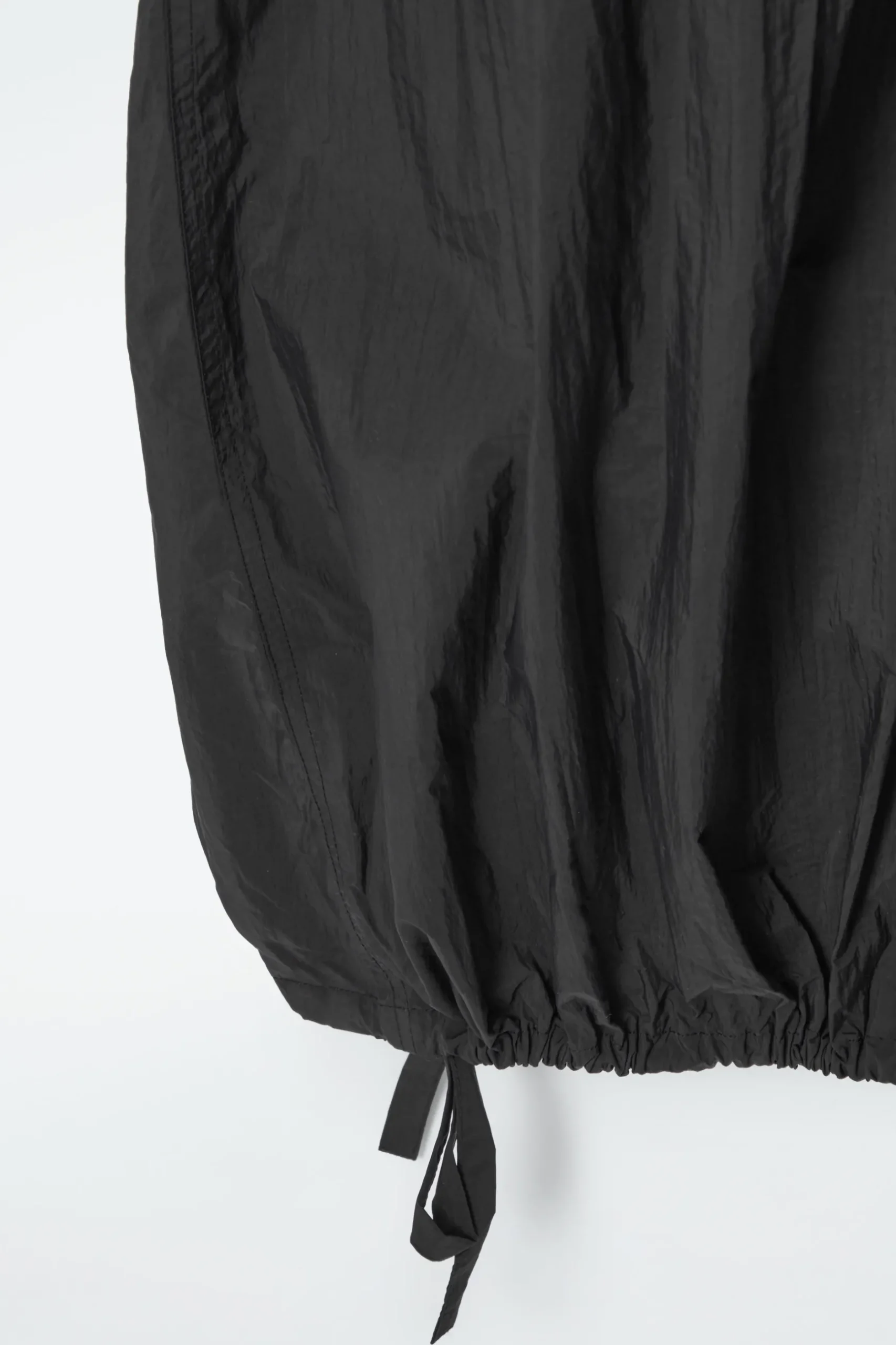 Outlet COS SPADOCHRONOWA SUKIENKA MAXI OVERSIZE