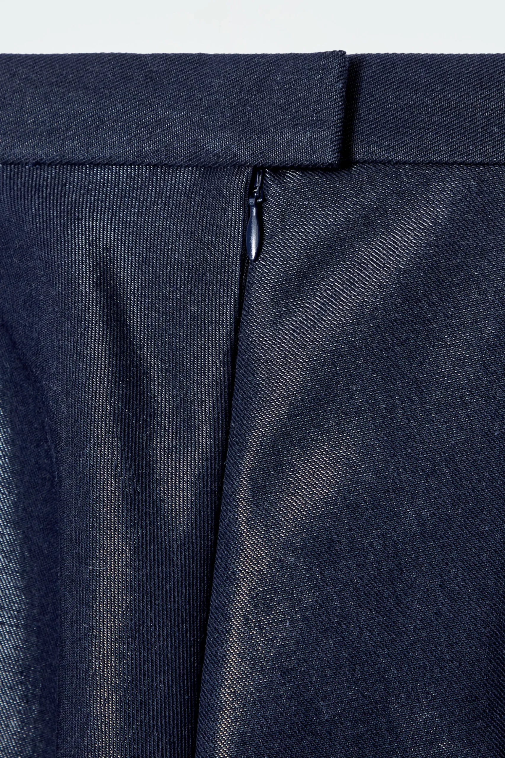 Clearance COS SPÓDNICA Z DENIMU Z EFEKTEM WET LOOK