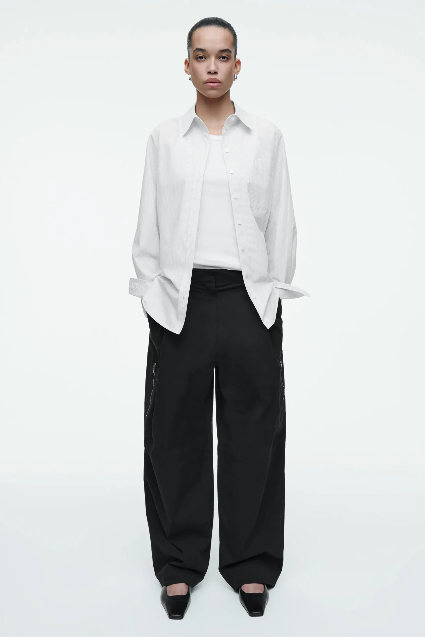 Fashion COS SPODNIE CARGO TYPU BARREL W STYLU UTILITY