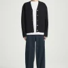 Discount COS SPODNIE CHINOS Z PROSTYMI NOGAWKAMI – RELAXED FIT Granatowy