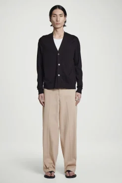 Hot COS SPODNIE CHINOS Z PROSTYMI NOGAWKAMI – RELAXED FIT Beżowy