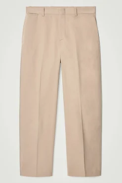 Hot COS SPODNIE CHINOS Z PROSTYMI NOGAWKAMI – RELAXED FIT Beżowy