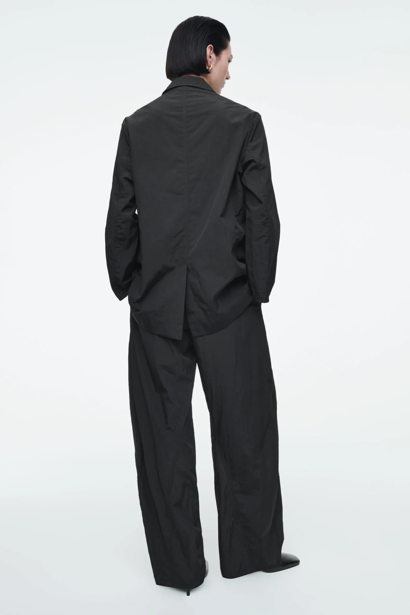 Clearance COS SPODNIE TYPU BARREL Z NYLONU