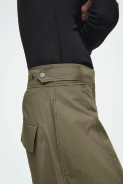 Hot COS SPODNIE W STYLU UTILITY Z NOGAWKAMI TYPU BARREL