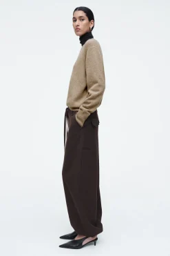 Fashion COS SPODNIE Z DIAGONALU Z NOGAWKAMI BARREL I SZNURKAMI