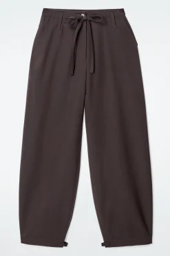Fashion COS SPODNIE Z DIAGONALU Z NOGAWKAMI BARREL I SZNURKAMI