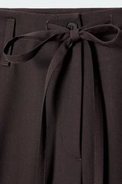 Fashion COS SPODNIE Z DIAGONALU Z NOGAWKAMI BARREL I SZNURKAMI