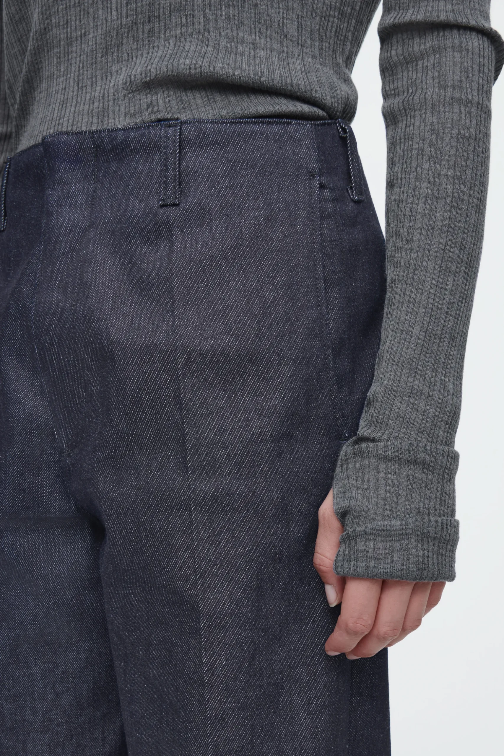 Discount COS SPODNIE Z SUROWEGO DENIMU Z SZEROKIMI NOGAWKAMI