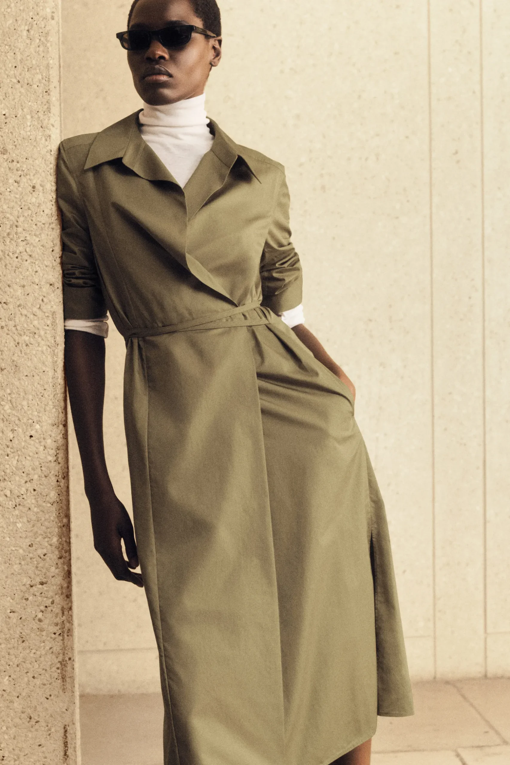 Discount COS SUKIENKA KOSZULOWA MIDI