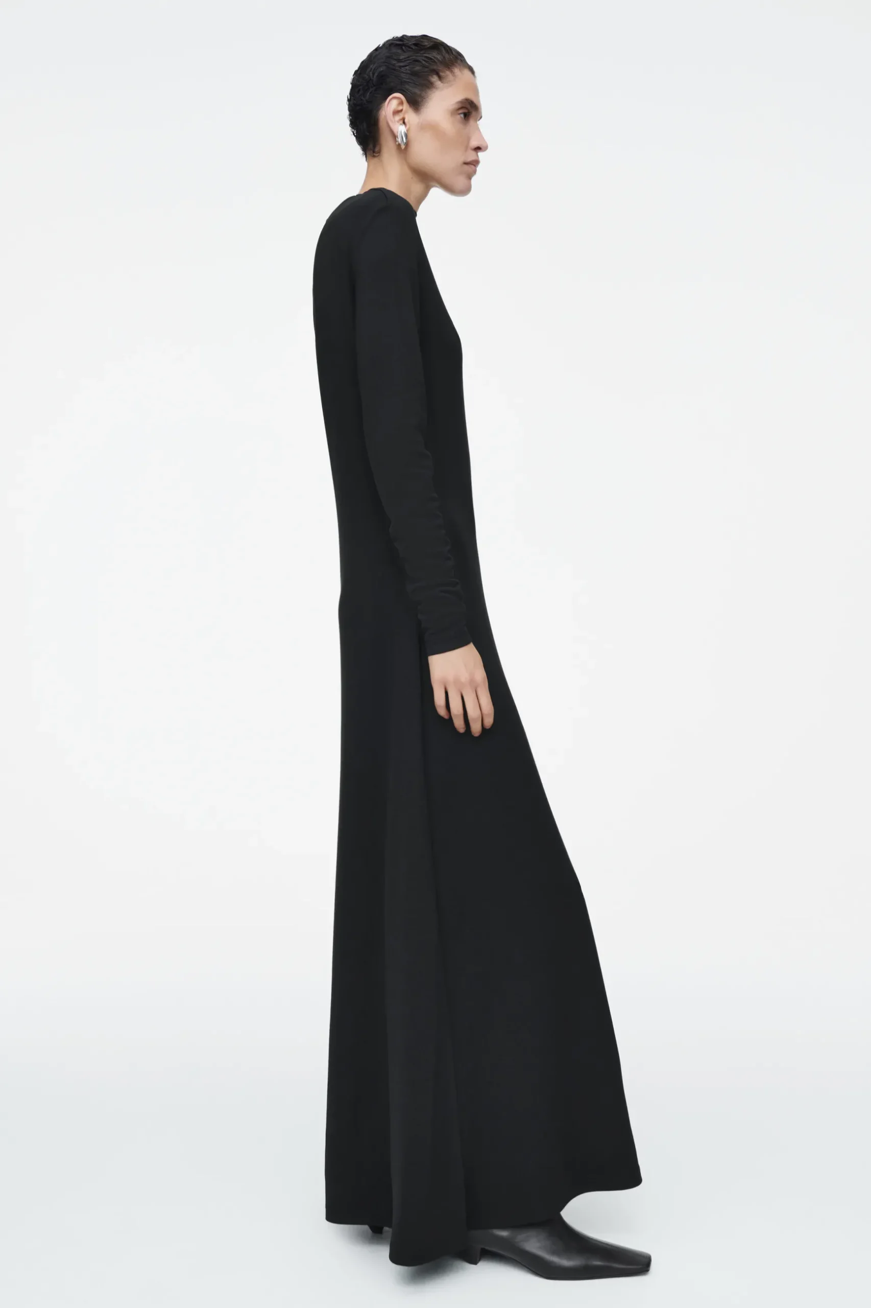Fashion COS SUKIENKA MAXI Z DŁUGIM RĘKAWEM I LUŹNYM DEKOLTEM