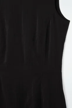 Discount COS SUKIENKA MIDI BEZ RĘKAWÓW Z PRZESZYCIAMI