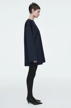 Clearance COS SUKIENKA MINI Z DEKOLTEM W ŁÓDECZKĘ