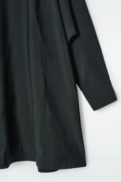 Best COS SUKIENKA MINI Z RĘKAWAMI TYPU DOLMAN