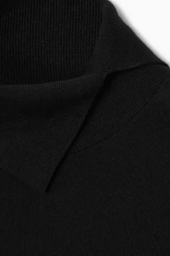 Clearance COS SWETER WEŁNIANY Z ROZCIĘTYM GOLFEM