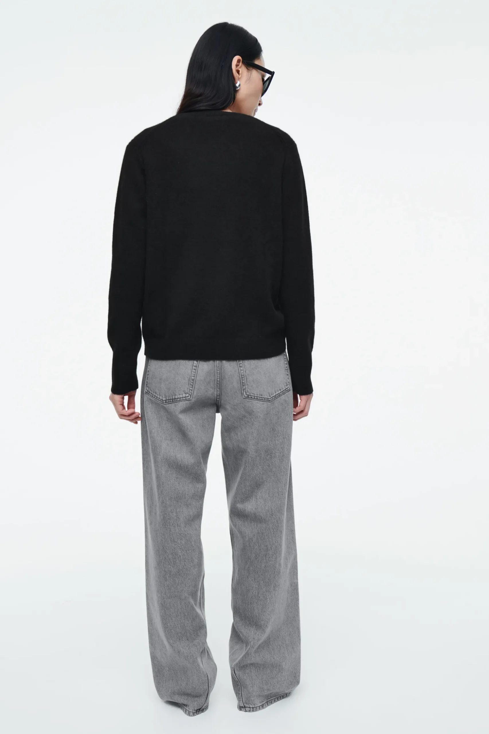 Outlet COS SWETER Z CZYSTEGO KASZMIRU