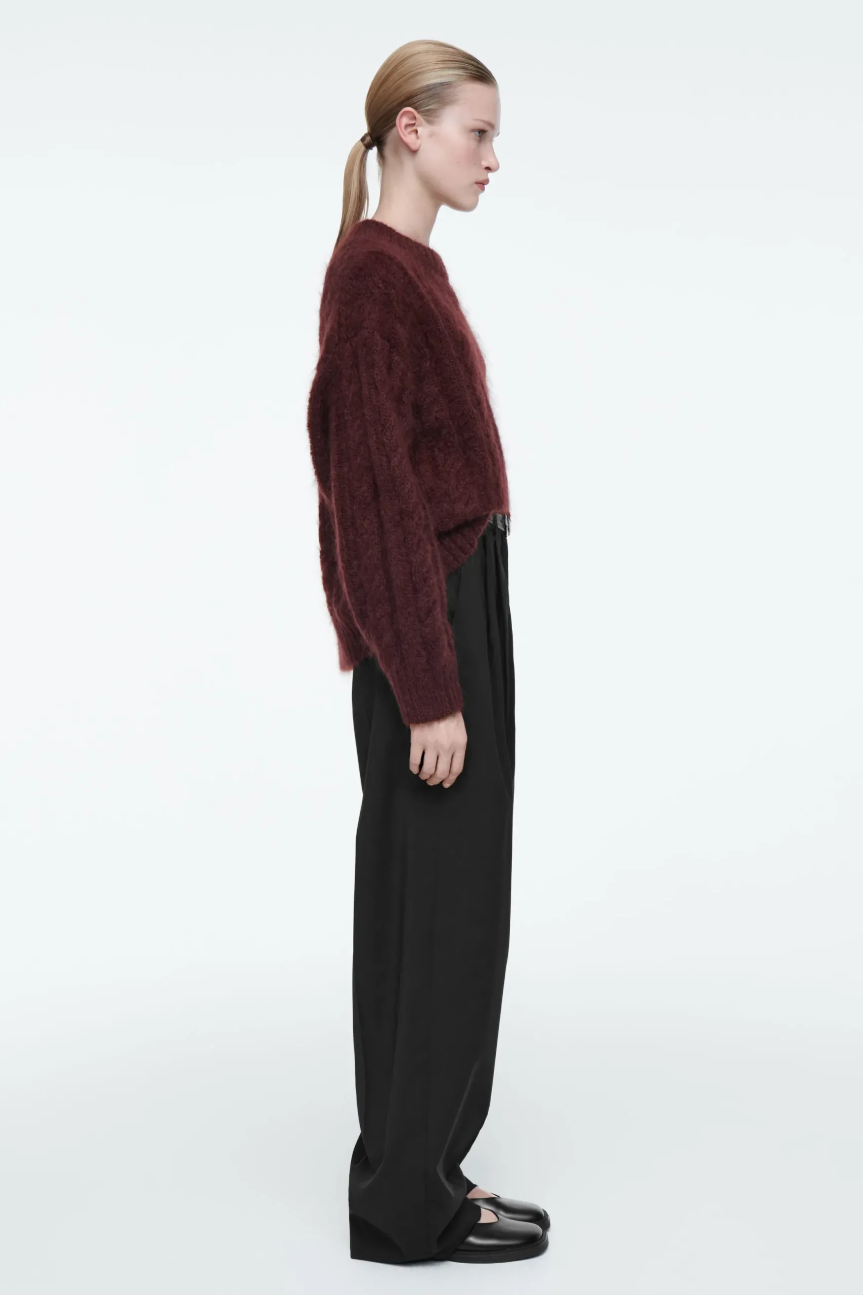 Fashion COS SWETER Z DZIANINY Z MOHEREM O WARKOCZOWYM SPLOCIE