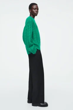 New COS SWETER Z DZIANINY Z MOHEREM O WARKOCZOWYM SPLOCIE