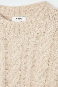 Clearance COS SWETER Z DZIANINY Z MOHEREM O WARKOCZOWYM SPLOCIE