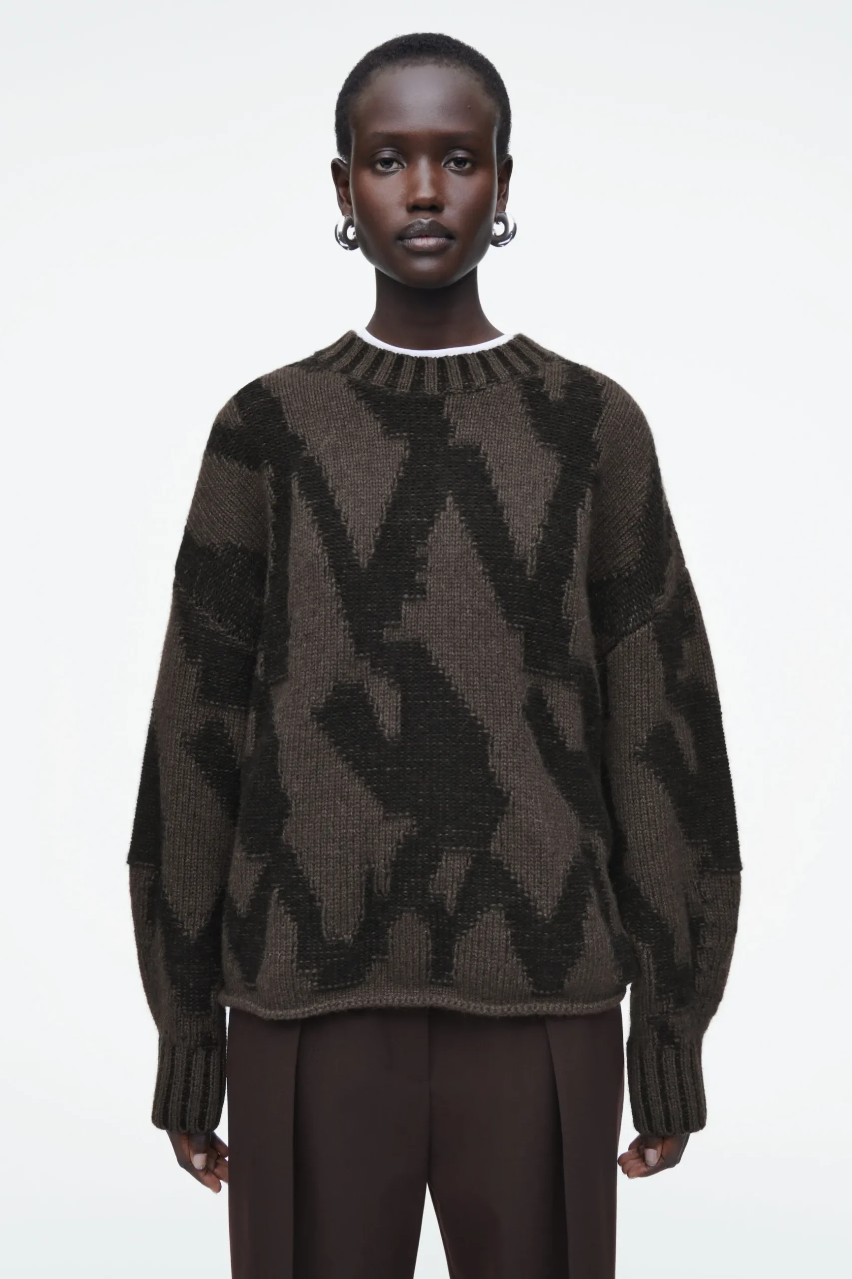 Outlet COS SWETER Z DZIANINY Z WEŁNĄ Z ŻAKARDOWYM WZOREM