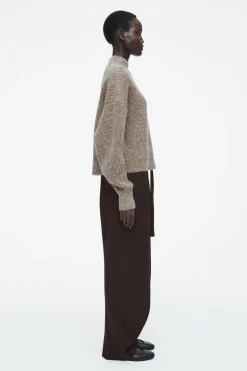 New COS SWETER Z PÓŁGOLFEM Z KONTRASTUJĄCYMI WŁÓKNAMI