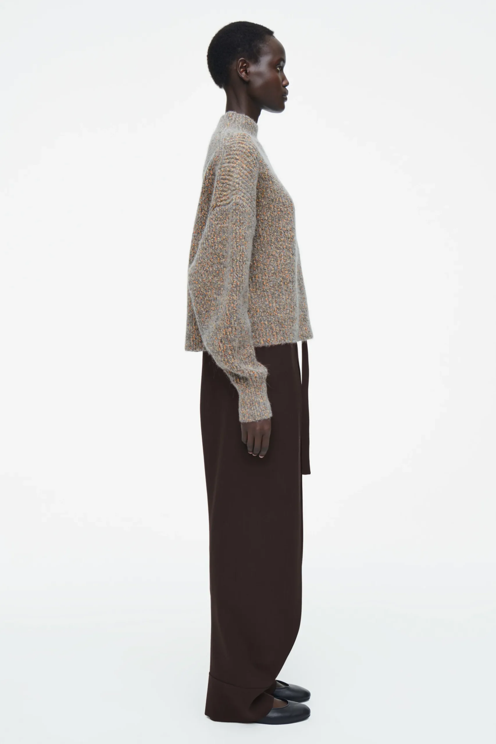 New COS SWETER Z PÓŁGOLFEM Z KONTRASTUJĄCYMI WŁÓKNAMI