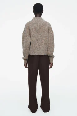 New COS SWETER Z PÓŁGOLFEM Z KONTRASTUJĄCYMI WŁÓKNAMI