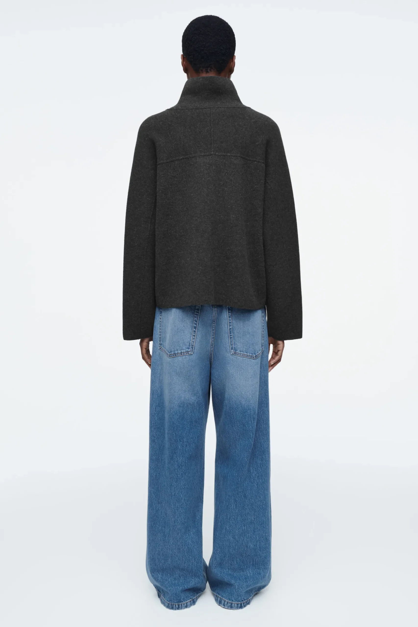 Hot COS SWETER Z WEŁNĄ MERYNOSOWĄ Z KRÓTKIM SUWAKIEM