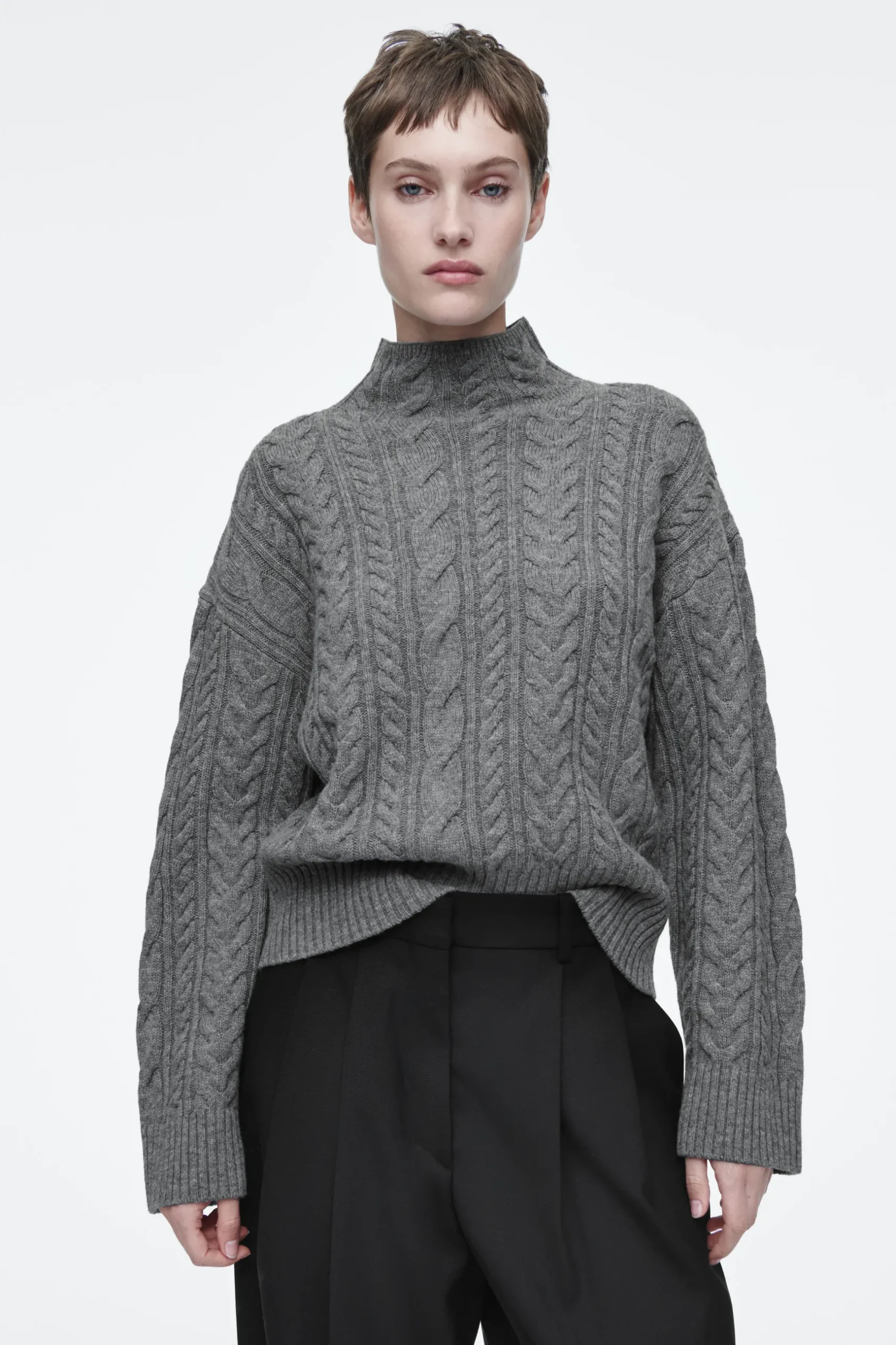 Fashion COS SWETER Z WEŁNIANEJ DZIANINY Z WARKOCZOWYM SPLOTEM