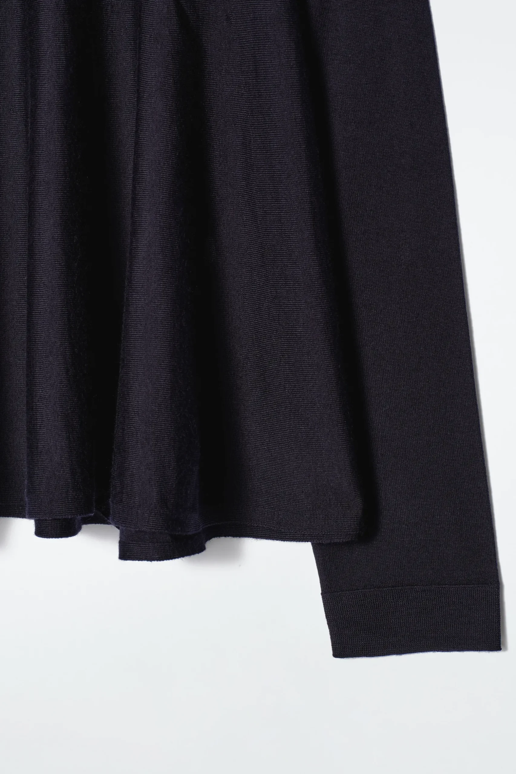 Fashion COS SWETER Z WEŁNY MERINO