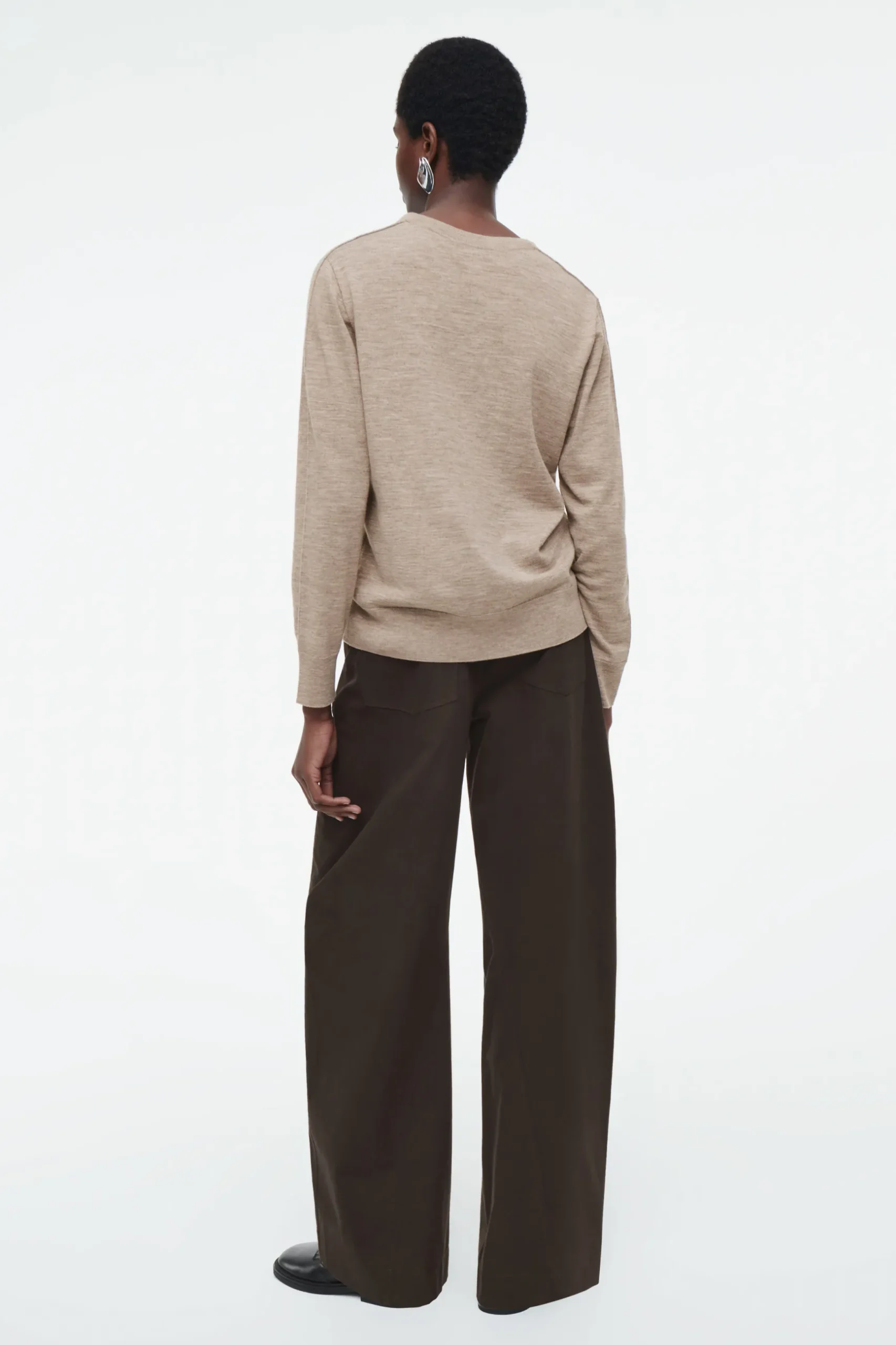 Fashion COS SWETER Z WEŁNY MERYNOSOWEJ Z OKRĄGŁYM DEKOLTEM