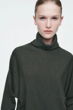 Discount COS SWETER Z WEŁNY MERYNOSOWEJ Z WYSOKIM DEKOLTEM