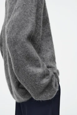 Best COS SWETER ZE SZCZOTKOWANEGO KASZMIRU Z PÓŁGOLFEM