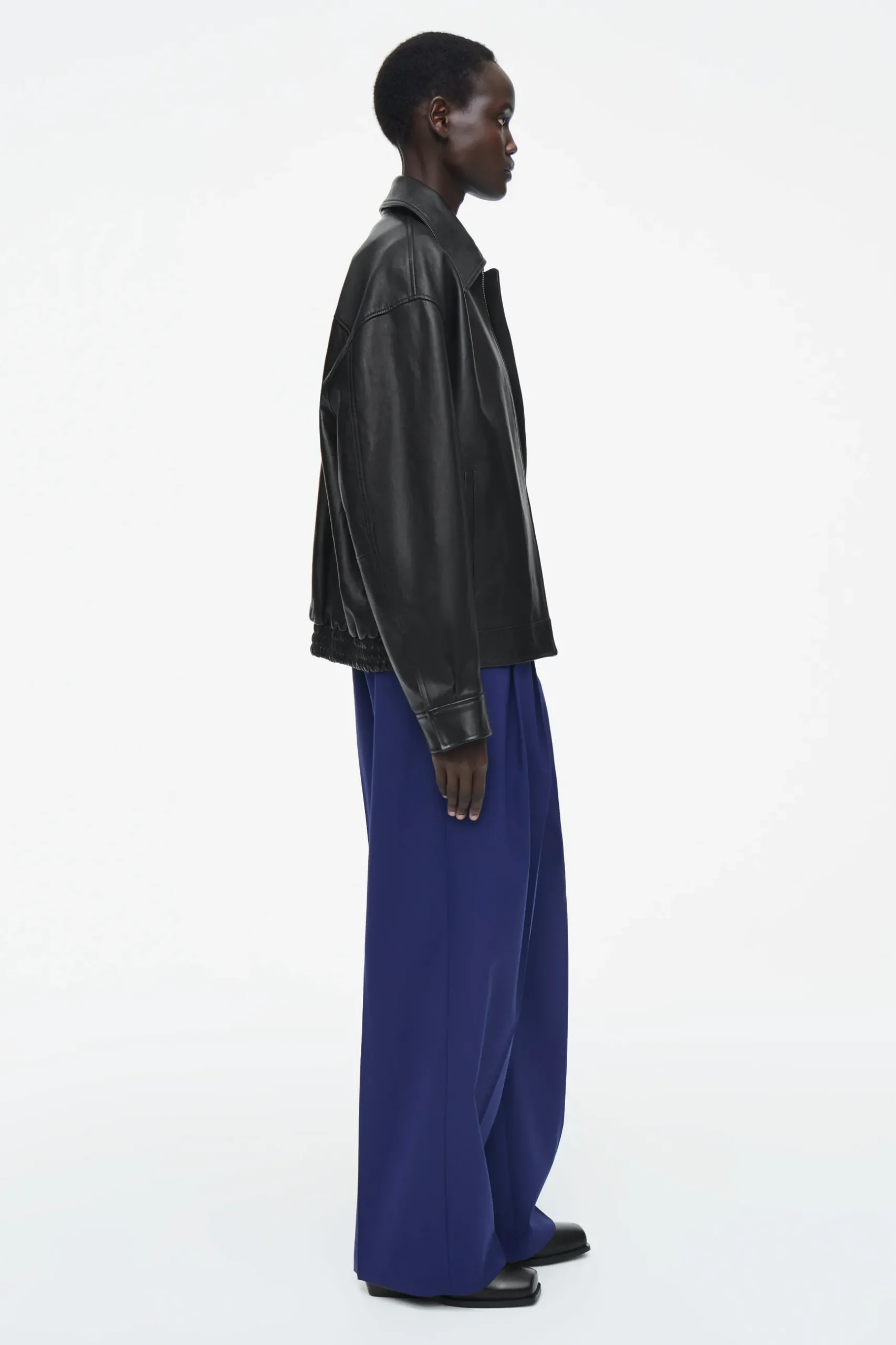 Fashion COS SZEROKIE SPODNIE Z DIAGONALU – RELAXED FIT