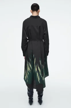 Fashion COS SZMIZJERKA Z PASKIEM I NADRUKIEM