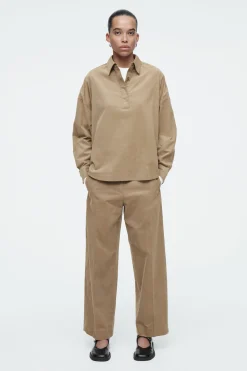 Discount COS SZTRUKSOWA KOSZULA Z PÓŁPLISĄ – RELAXED FIT